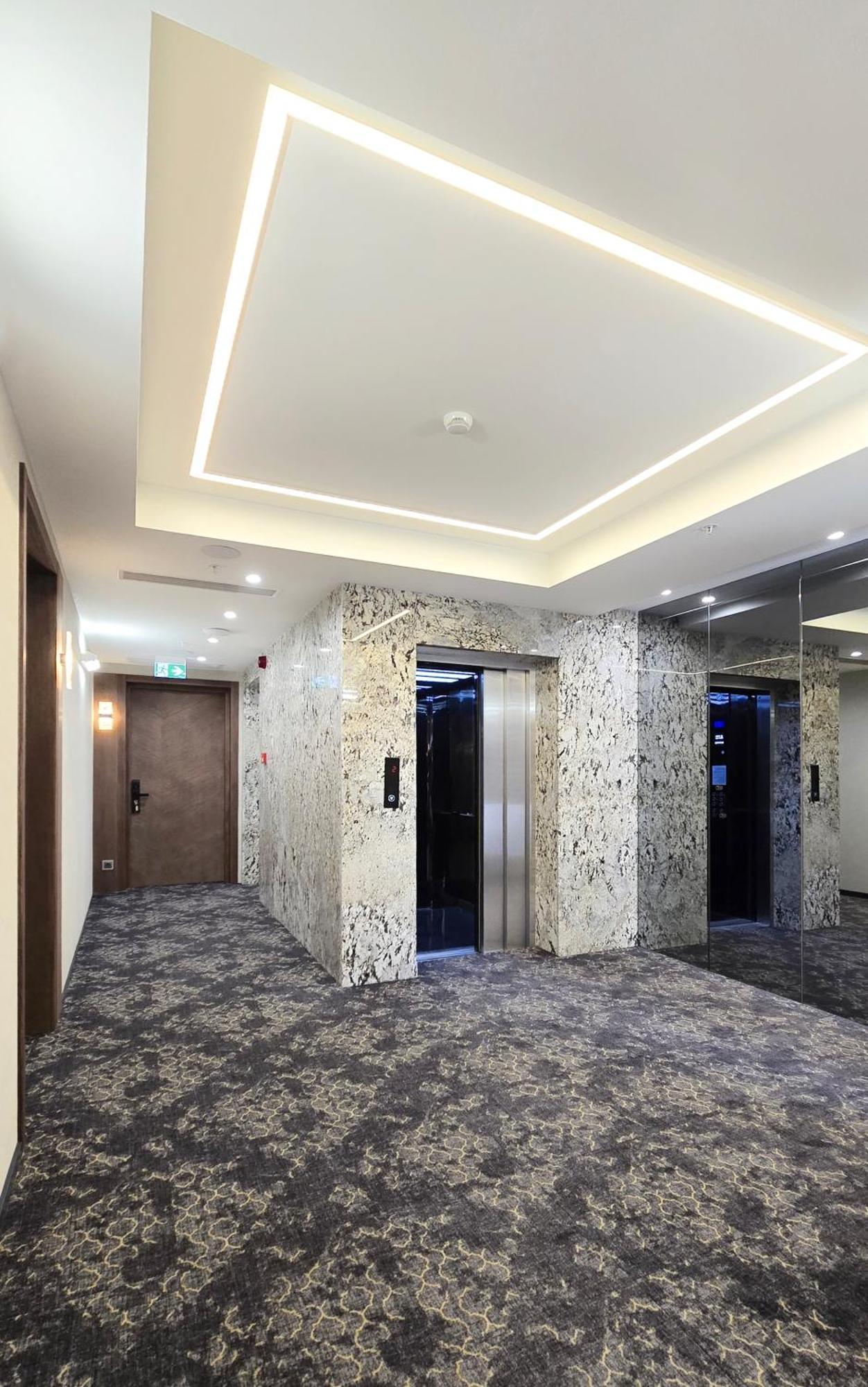 Griffin Hotel Tbilisi Exterior photo